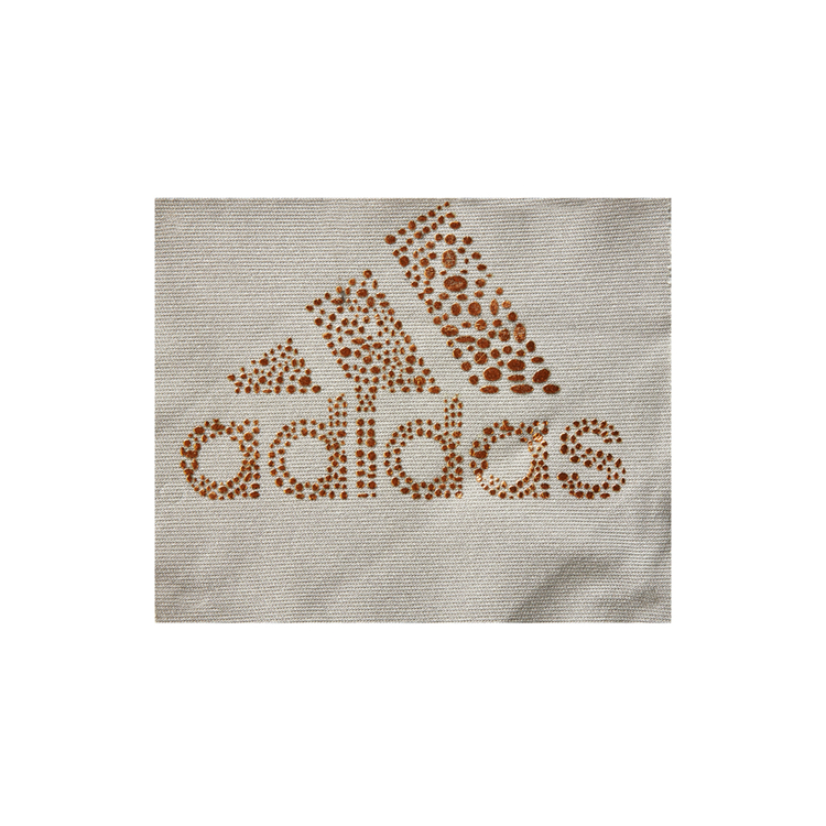 Create your own custom iron-on t-shirt decals with ease. 